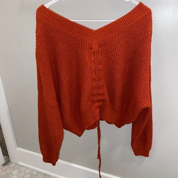BOGO🌟Adorable Cropped Knit Sweater - Picture 3 of 5